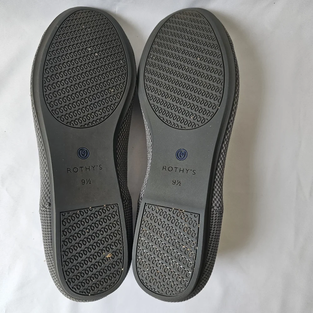 Rothy's  Round Toe Ballet Flat Shoe in Charcoal Washable 9,5